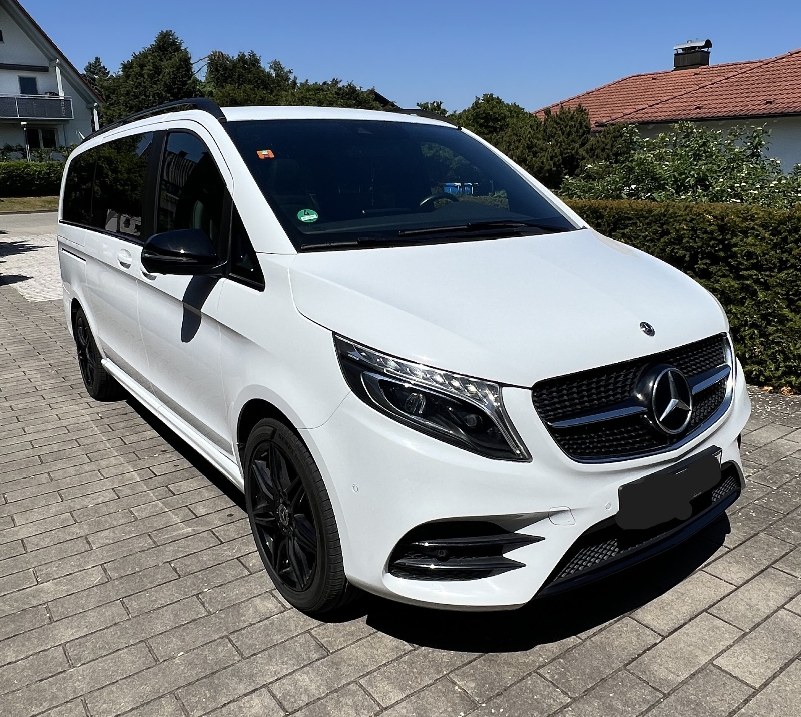 Mercedes-Benz V 300 d lang 4MATIC 9G-TRONIC AMG