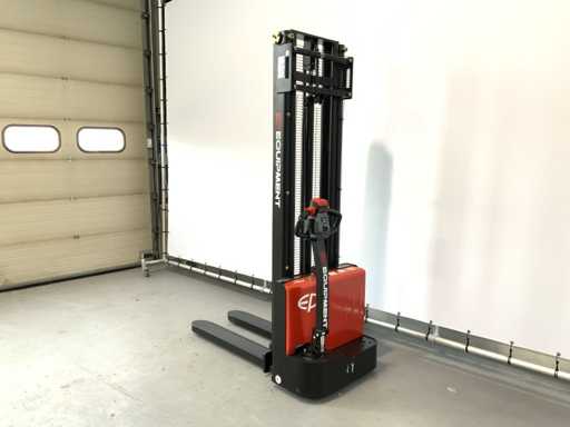 EP ESL-122 LI-ION 3.6 – kompakter Elektro-Gabelhubwagen mit Lithium-Ionen-Antrieb